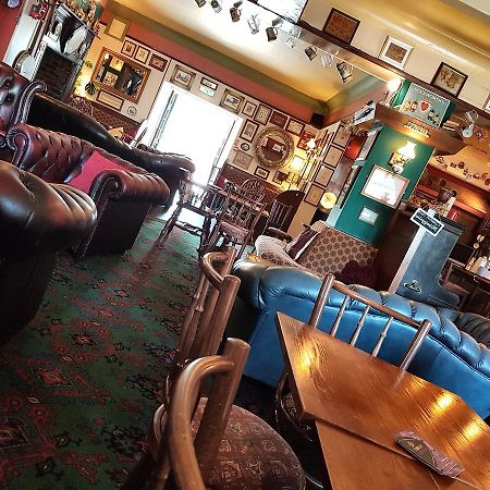 The Black Horse Hellifield Exterior photo