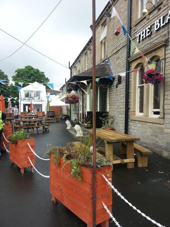 The Black Horse Hellifield Exterior photo