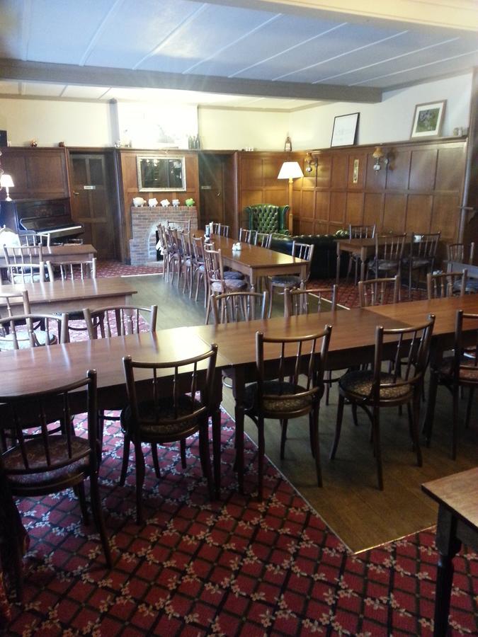 The Black Horse Hellifield Exterior photo