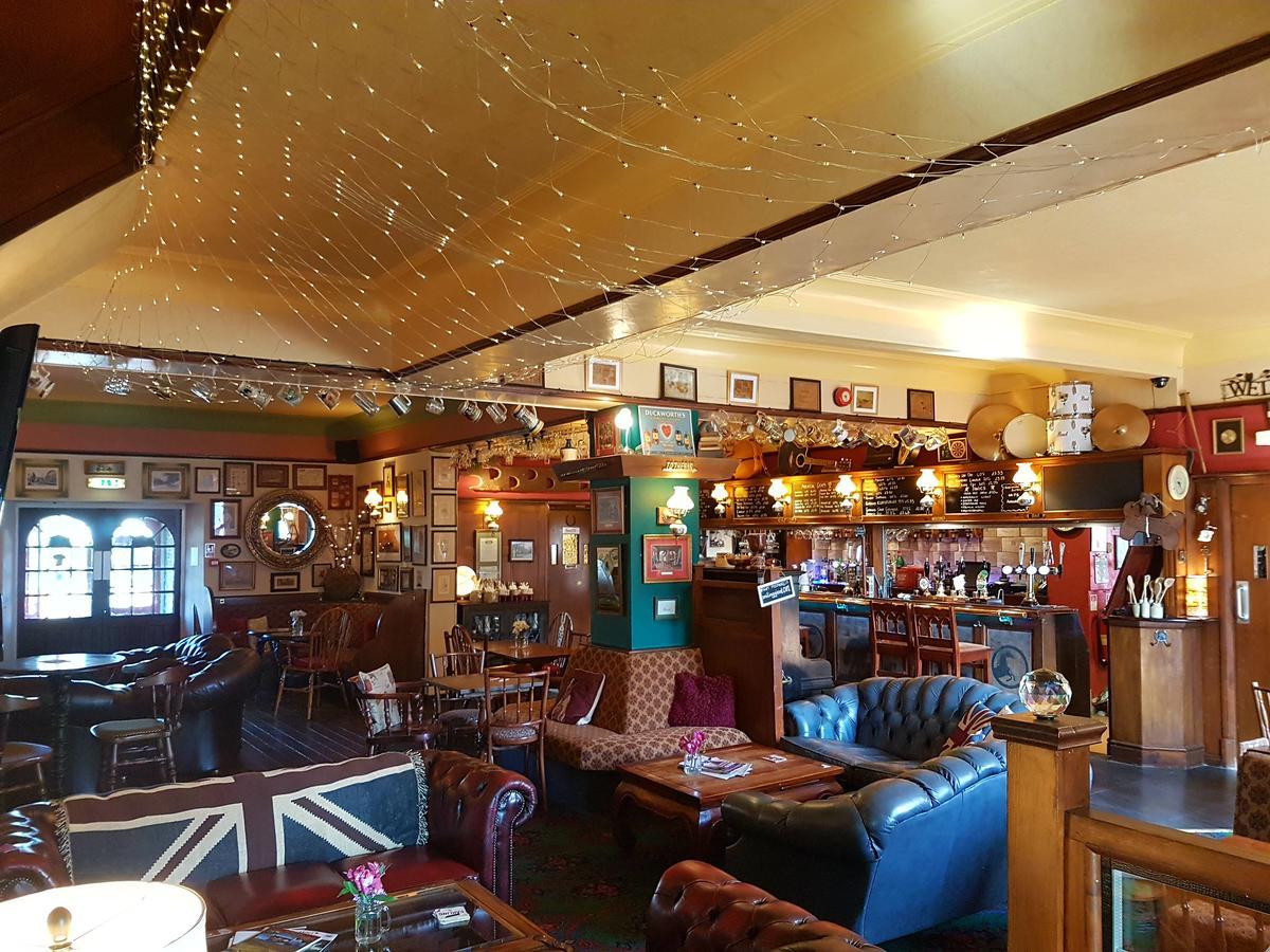 The Black Horse Hellifield Exterior photo